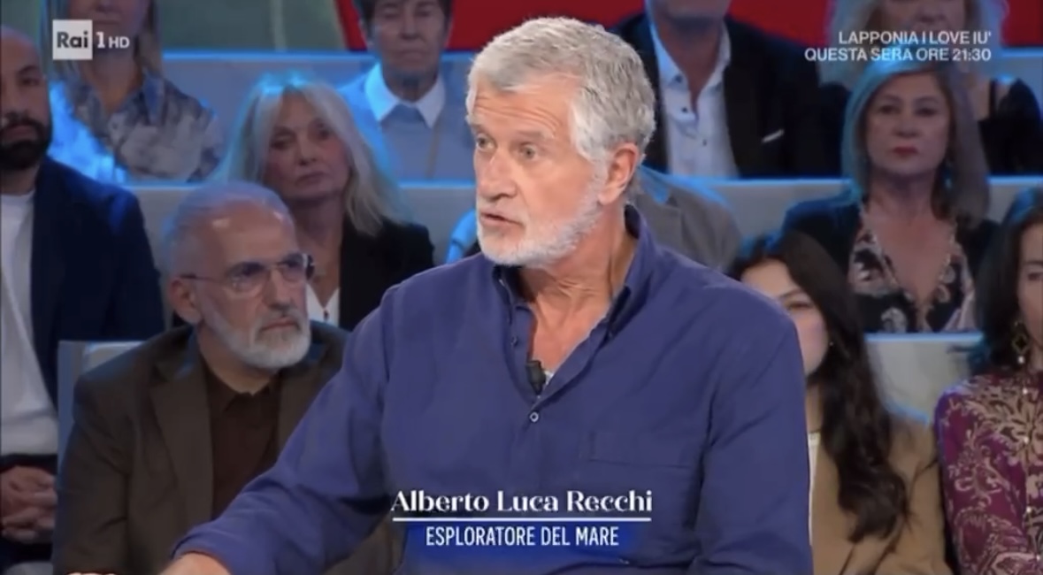 DOMENICA IN, incidente alle Maldive, Alberto Luca Recchi – 17/05/2025